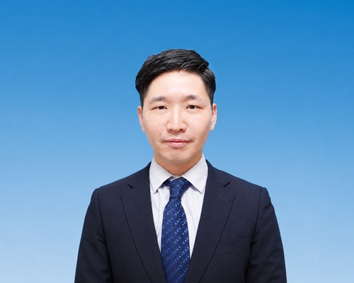 代表取締役 林 蔵人